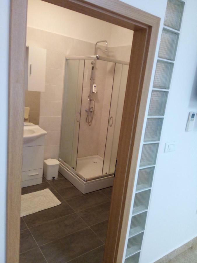 Apartman Sendi Pula Exterior foto